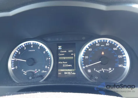 2018 Toyota Highlander Le Plus from USA, damaged, VIN 5TDBZRFH2JS497437